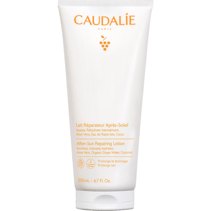 Caudalie After-Sun Repairing Lotion 200 ml lugnande after sun i vit plasttub med orange text och logotyp.