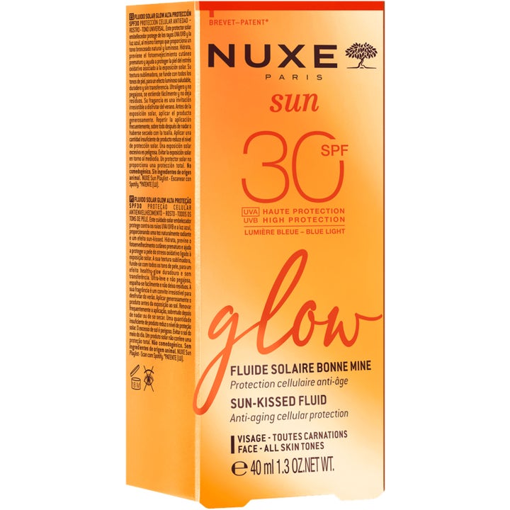 Nuxe Sun-Kissed Fluid 40 ml solkräm för ansiktet i orange förpackning med texten SPF 30 Glow.
