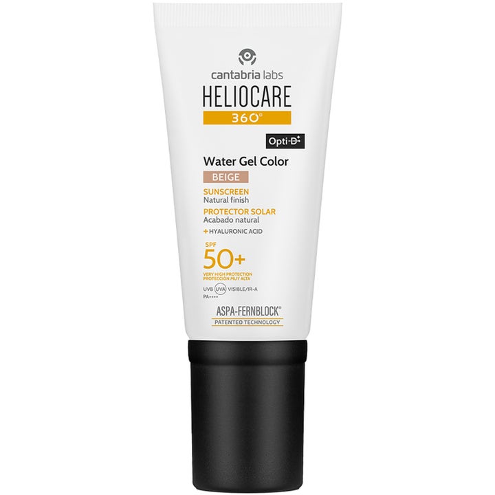 Heliocare 360 Water Gel Color Beige SPF 50+ ger solskydd i en vit tub med svart lock och hyaluronsyra.