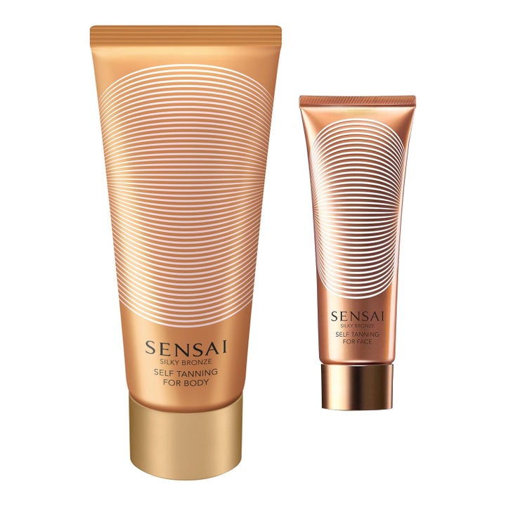 Sensai Silky Bronze Self Tanning brun-utan-sol som ger lyster i bronsfärgade tuber med vita cirkelmönster.