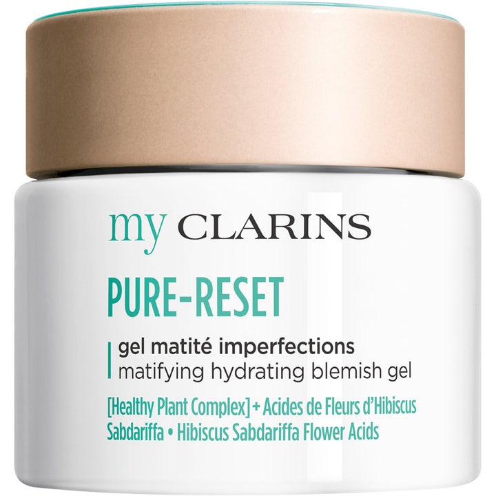 My Clarins Pure-Reset blemish control clarins matt gel som ger fukt i en vit burk med beige lock.