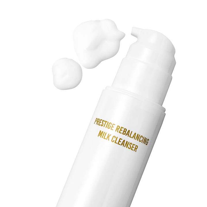 Lenoites Prestige Rebalancing Milk Cleanser 200 ml lugnande återfuktande rengöring med krämig vit formula och vit pump