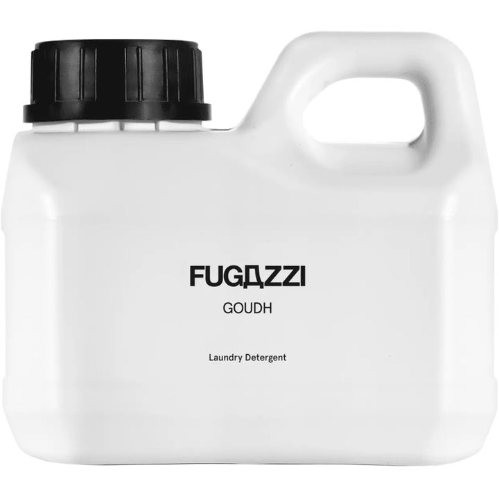 Fugazzi Laundry Detergent Goudh 500 ml parfymtvättmedel i vit plastdunk med svart skruvkork och handtag
