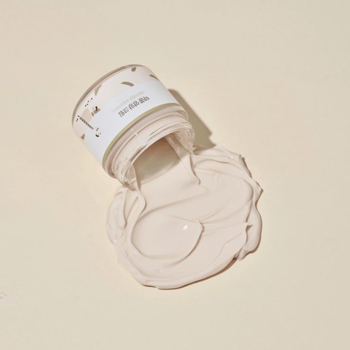 Round Lab Soybean Nourishing Cream 80 ml ansiktskräm för torr hud med sojaböna och krämig beige textur ur glasburk
