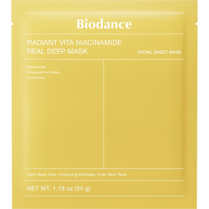 Biodance Radiant Vita Niacinamide Real Deep Mask 34 g lystergivande ansiktsmask i gul fyrkantig förpackning