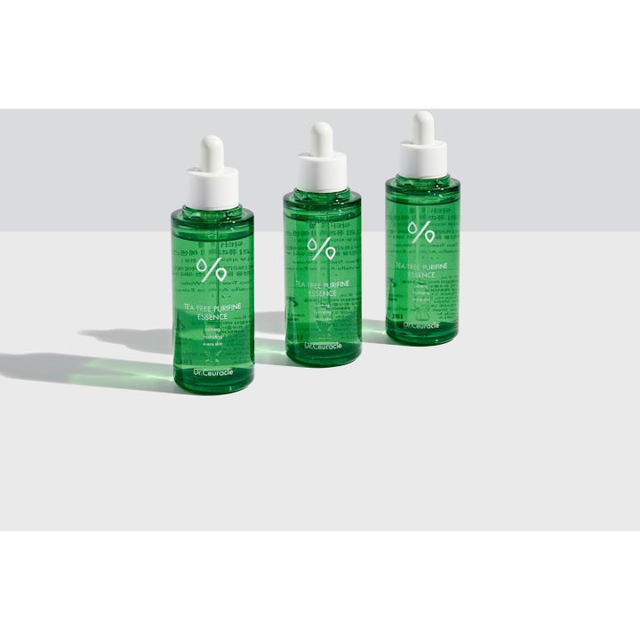 Dr. Ceuracle Tea Tree Purifine Essence 50 ml hydrerande essens för känslig hud i tre gröna glasflaskor med pipett