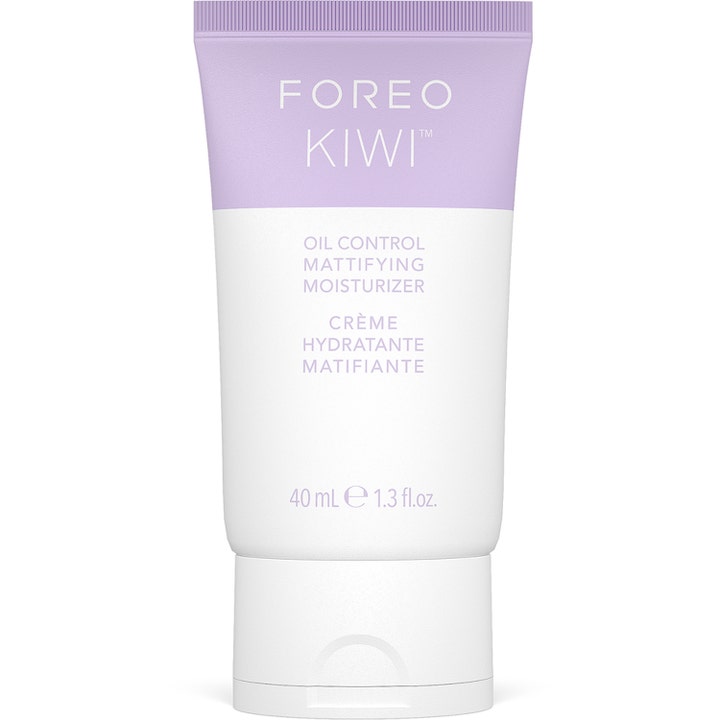 Foreo Kiwi Oil Control Mattifying Moisturizer 40 ml oljekontrollerande ansiktskräm för fet hy i vit och lila tub