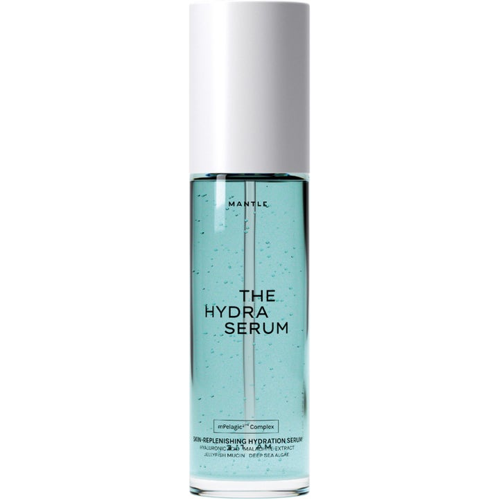 Mantle The Hydra Serum 30 ml återfuktande ansiktsserum med blå gel i genomskinlig flaska och vitt lock