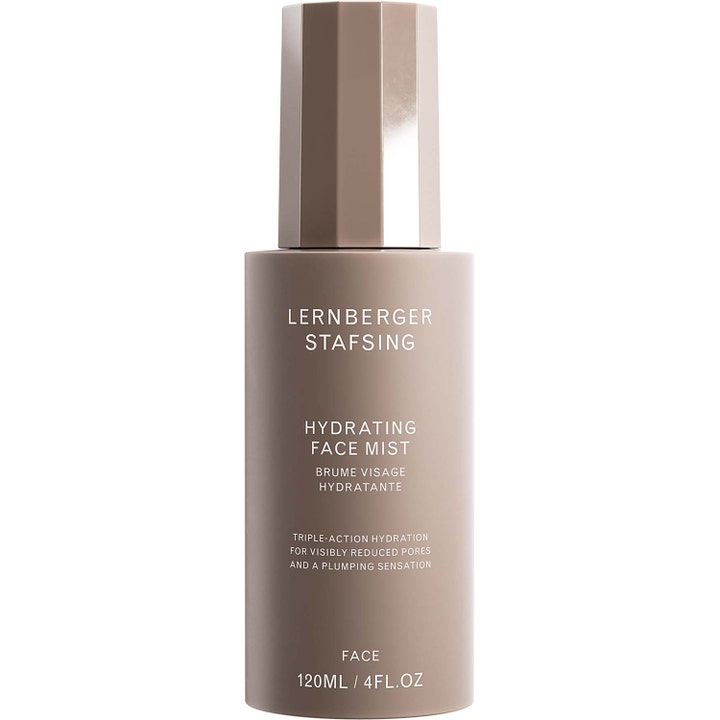 Lernberger Stafsing Hydrating Face Mist 120ml återfuktande ansiktsmist som minskar porer i beige flaska med glansigt lock.