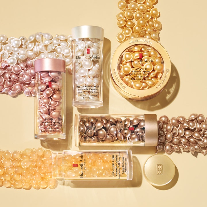Elizabeth Arden Ceramide Capsules Restoring Light Serum 60 st anti aging ceramid serum i burkar med lyxiga guldkapslar.