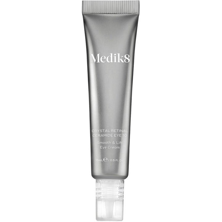 Medik8 Crystal Retinal Ceramide Eye 10 15ml ceramid anti-aging ögonkräm i en slät silvergrå tub med genomskinligt lock