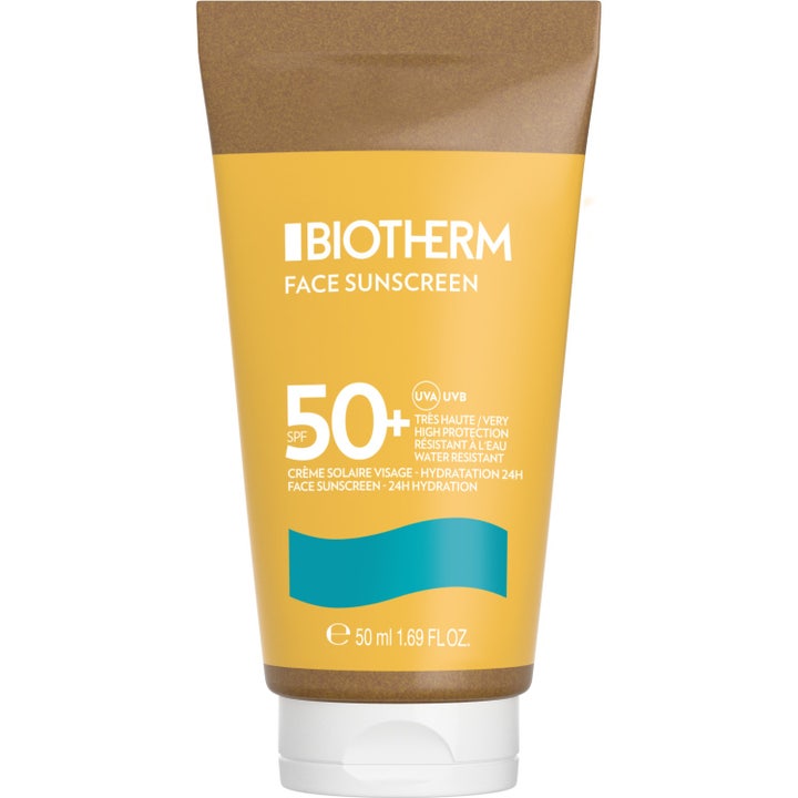 Biotherm Waterlover Face Sunscreen 50 ml anti age solkräm spf50 i gul miljövänlig tub med bruna detaljer.