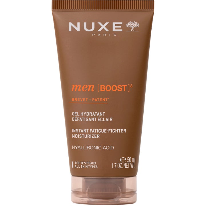 Nuxe Men Boost 50 ml återfuktande ansiktsgel med hyaluronsyra i en brun plasttub med transparent lock.