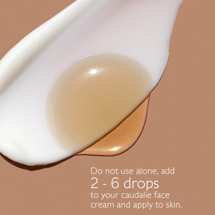 Caudalie Self-Tan Sun Drops 15 ml tanning drops i vit kräm med instruktion om 2-6 droppar för solkysst lyster