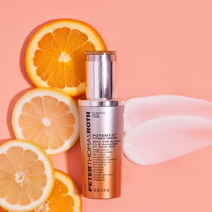 Peter Thomas Roth Potent C Power Serum 30 ml c vitamin serum för fastare hud med krämig textur och apelsinskivor