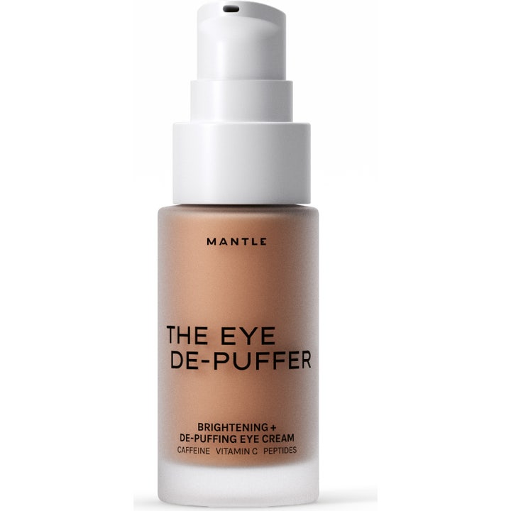 MANTLE The Eye De-Puffer 15 ml anti-svullnad ögonkräm med koffein i frostad glasflaska med vit pump.