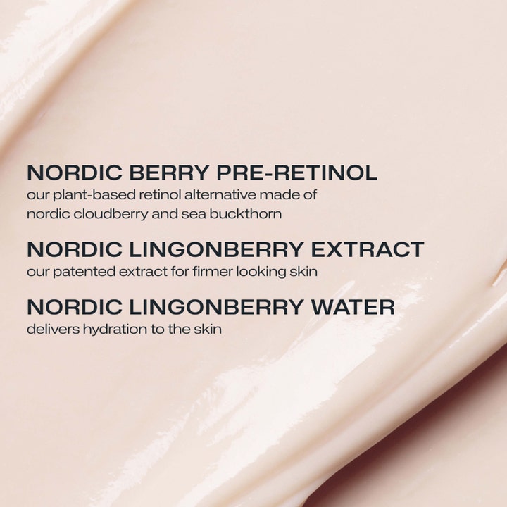 Lumene Nordic Bloom 50 ml rynkreducerande uppstramande kräm med krämig textur och text om pre-retinol och lingon.