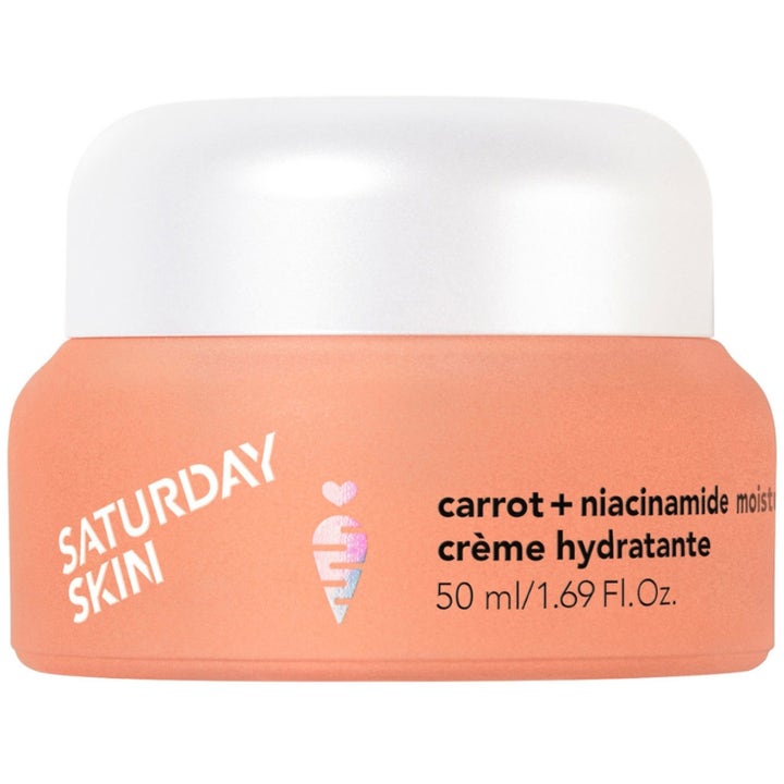 Saturday Skin Carrot + Niacinamide 50 ml återfuktande ansiktskräm i persikofärgad burk med vitt lock